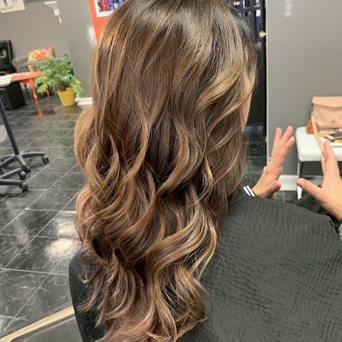Blown Away Salon And Spa, beauty salon in Somerset, KY
